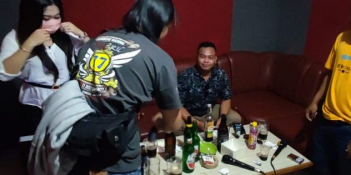 Puluhan Botol Miras hasil Razia Operasi Cipta Kondisi Polres Sukabumi