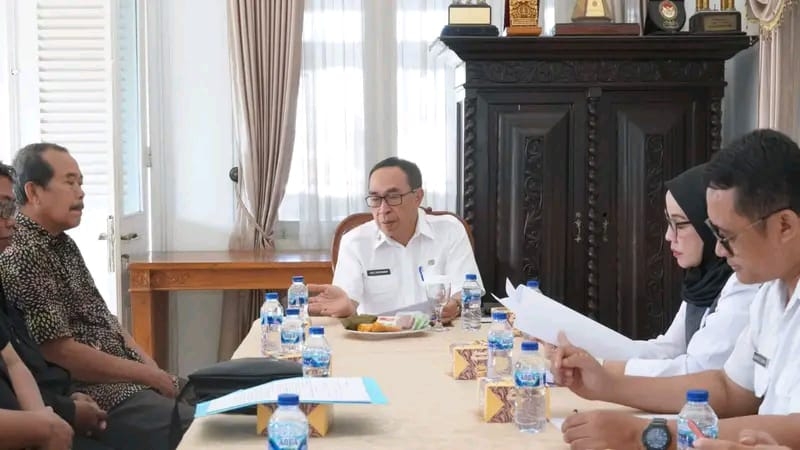 Audiensi Rubi dan Sekda Kabupaten Sukabumi Ade Suryaman beserta Dispar dan Dinas lainnya