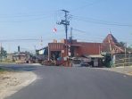 Dinas PU Sukabumi Aspal Jalan Tenjoayu-Purwasari Cicurug