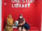 Dukung Ketersediaan Bahan Pustaka Dinas Arsip dan Perpustakaan Terima Penyerahan Hibah Buku