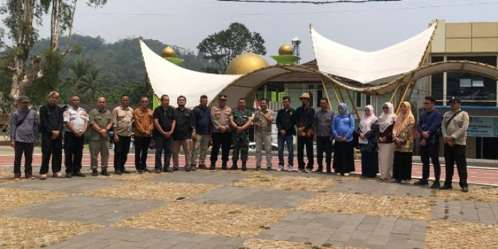 Pemerintah Kabupaten Sukabumi melalui Dinas Pariwisata menggelar rapat koordinasi intensif guna mematangkan kesiapan acara