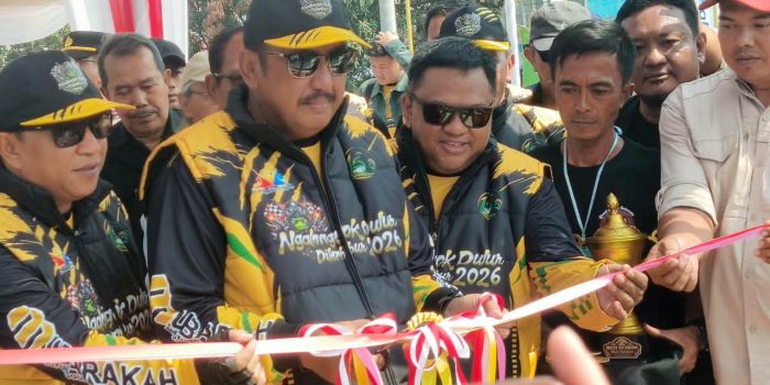 Ketua DPRD Bersama Bupati Sukabumi dan Jajaran saat pembukaan Festival Bonsai 2026 Ketua DPRD Bersama Bupati Sukabumi dan Jajaran saat pembukaan Festival Bonsai 2026