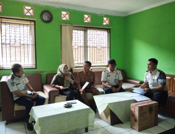 Cegah TPPO dan Pernikahan Pesanan, Imigrasi Sukabumi Beri Edukasi Prosedur Resmi ke Desa